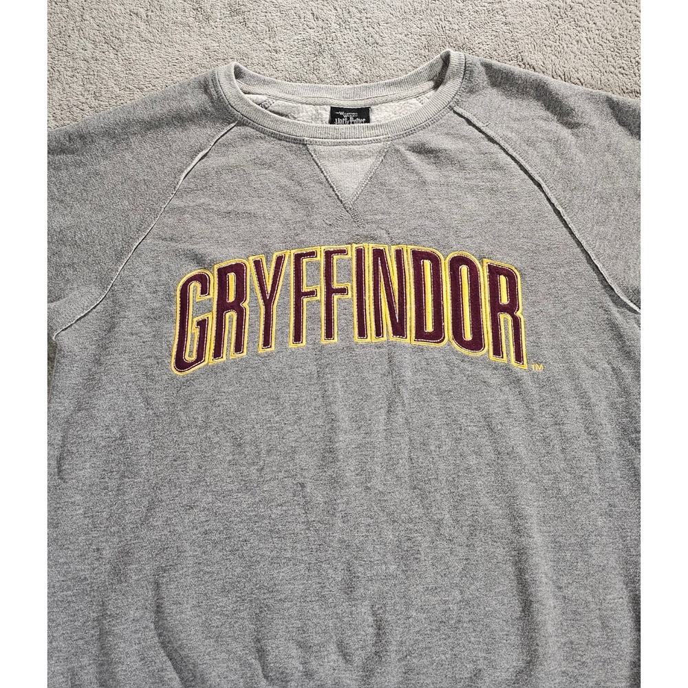 Harry Potter Gryffindor Sweatshirt Gray Raglan Pullover Scallop Hem Small - Picture 11 of 11